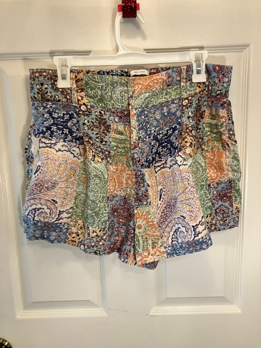 Rachel Zoe 100% Linen Shorts – Size Large